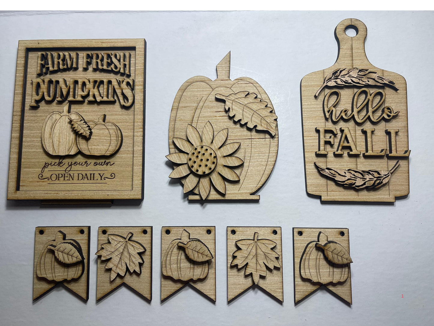 Seasonal "Hello Fall" inserts for miniature bench