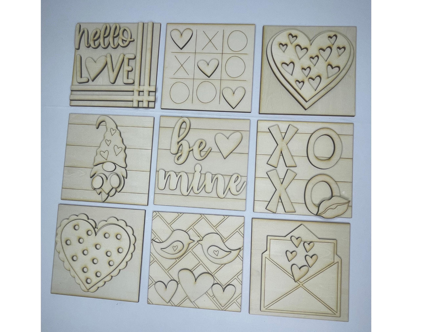 Interchangeable Valentine's Day tiles for ladder stand