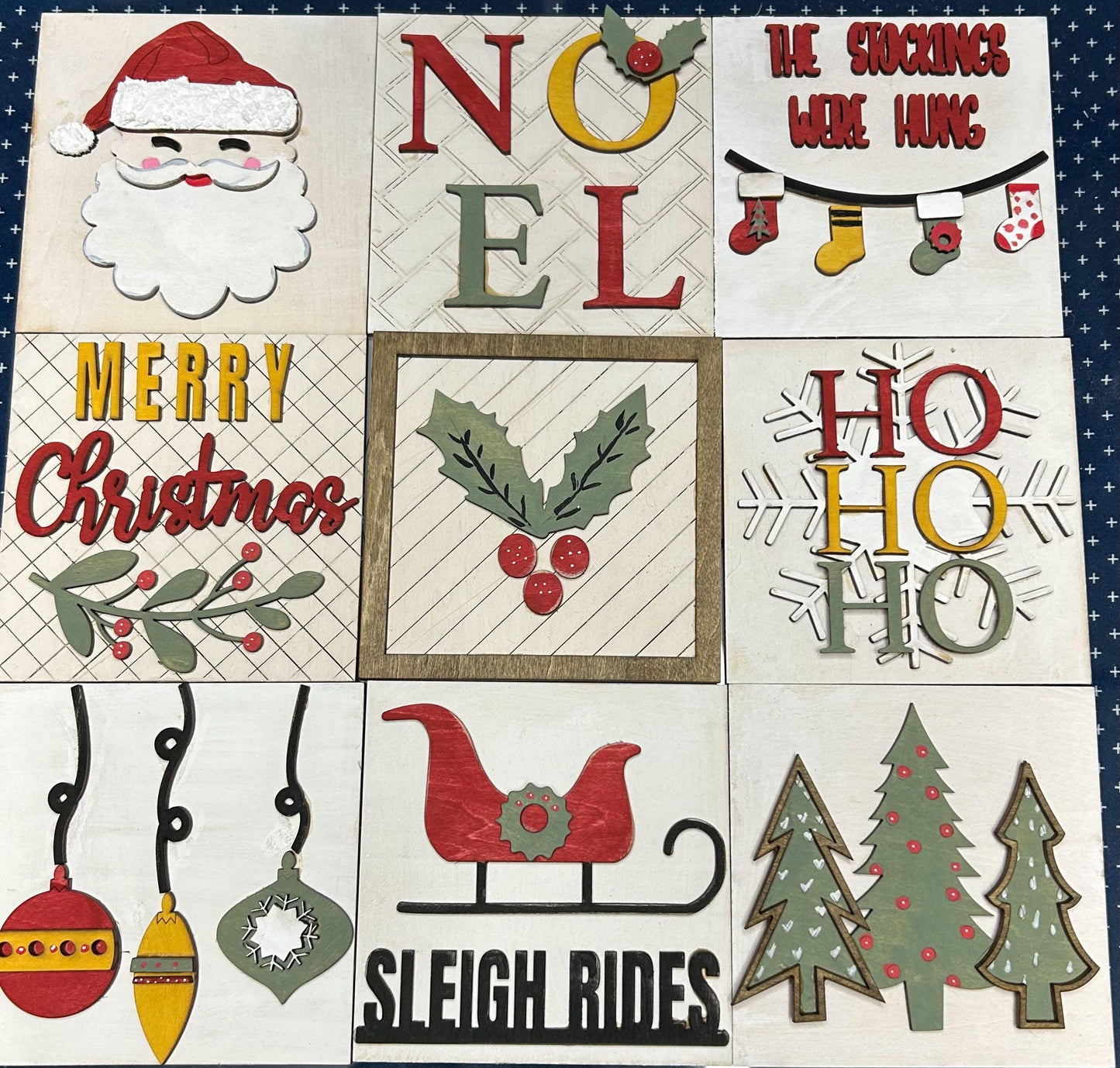 Christmas seasonal tiles for ladder stand