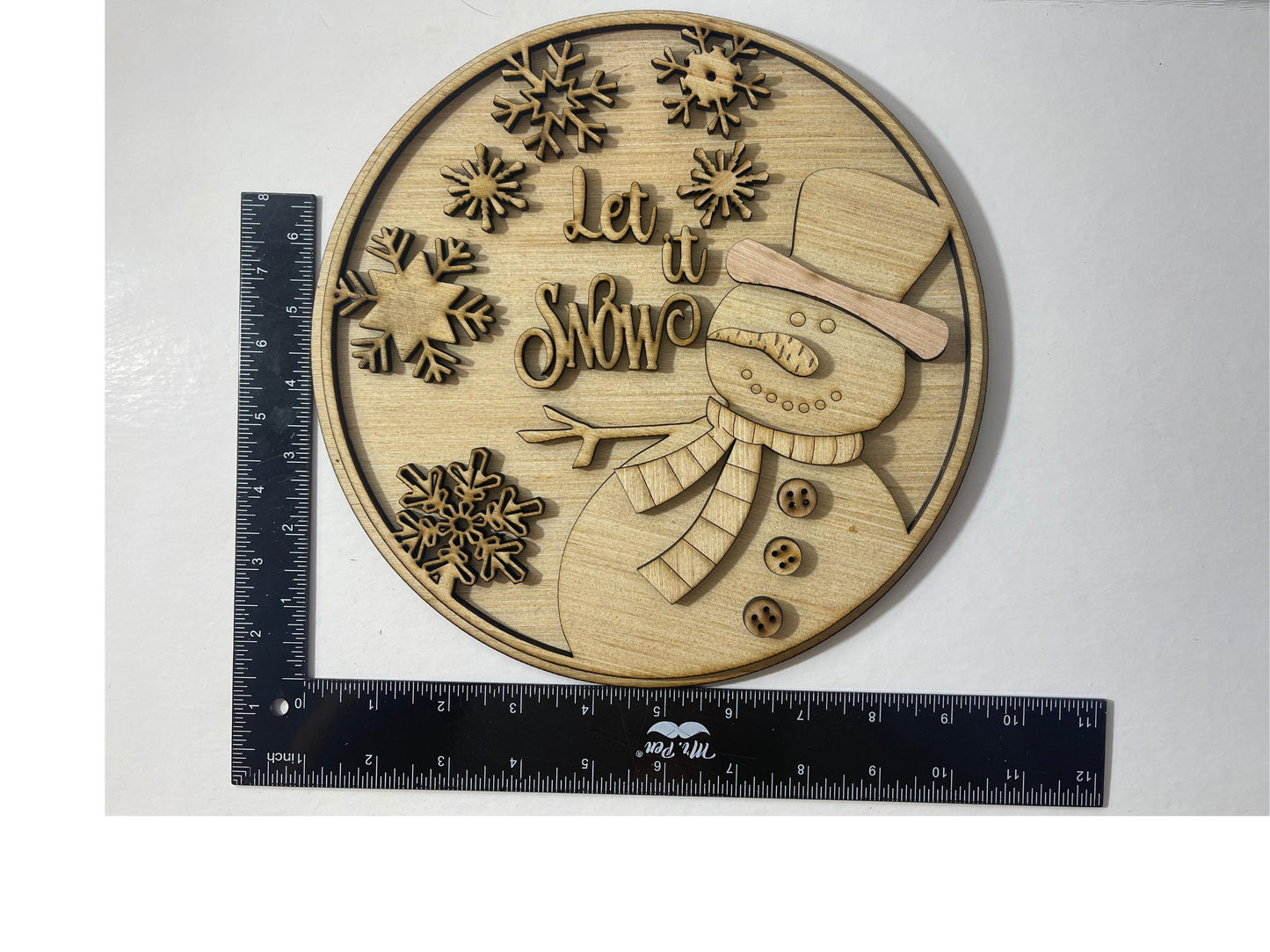 Wooden Christmas snowman wall hanger "Let It Snow"